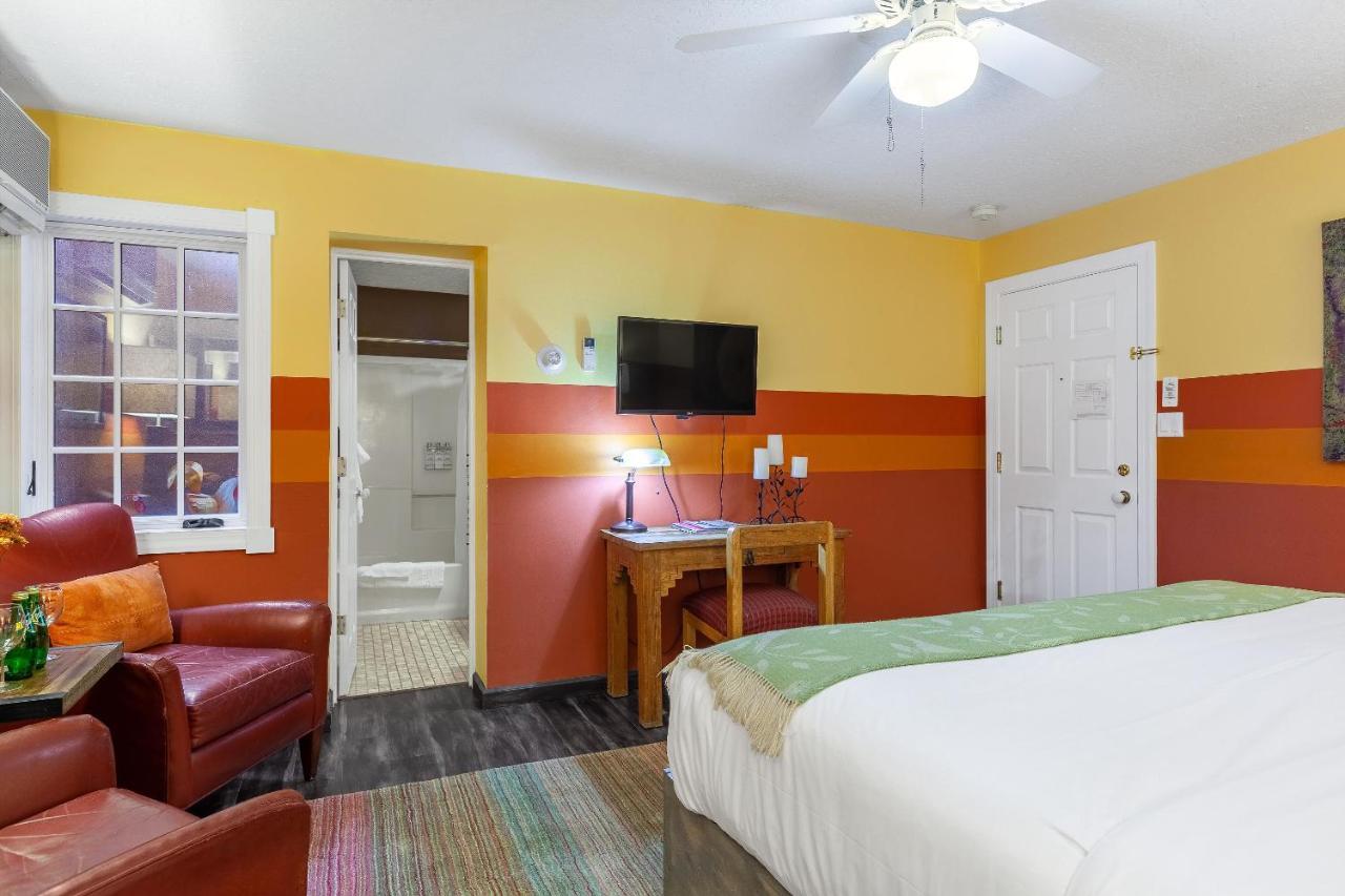 Inn On The Paseo Santa Fe Exterior photo